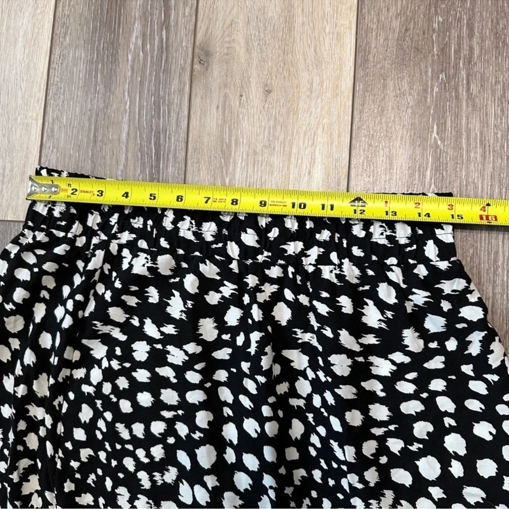 Cato white and black Skirt with elastic waist and pockets. Excellent - Picture 3 of 7